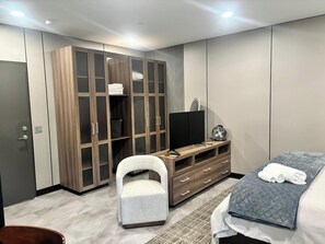 Ferros/tábuas de passar roupa, Wi-Fi, roupa de cama