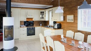 Private kitchen - Modern family cabin with views of Spåtind (Etnedal)