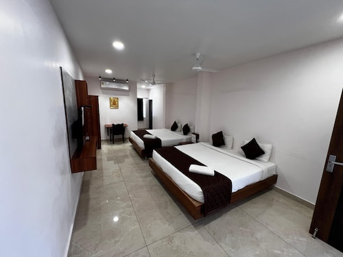 Hotel Church Way Inn