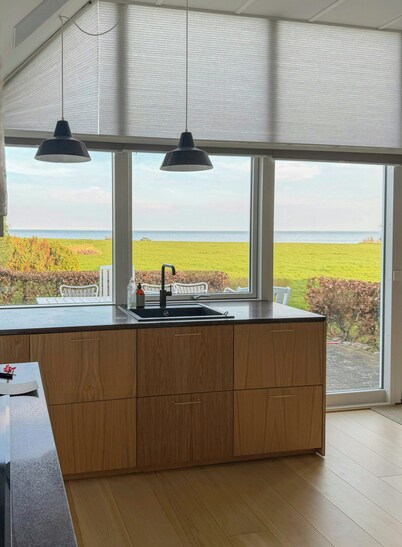 Country house in nature reserve with sea view