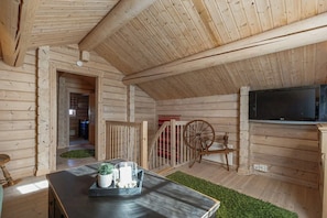 Interior - Timber cabin with panoramic views at Spåtind (Etnedal)