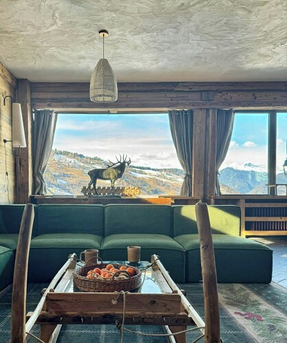 Ancien hôtel métamorphosé en chalet à Valmorel