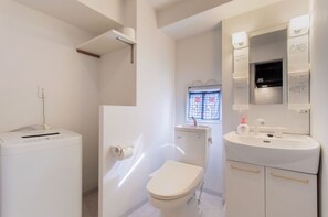 Bathroom - Olfea Namba South No.11 (Osaka)