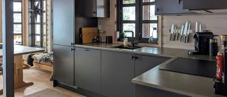 Oven, dishwasher, coffee/tea maker
