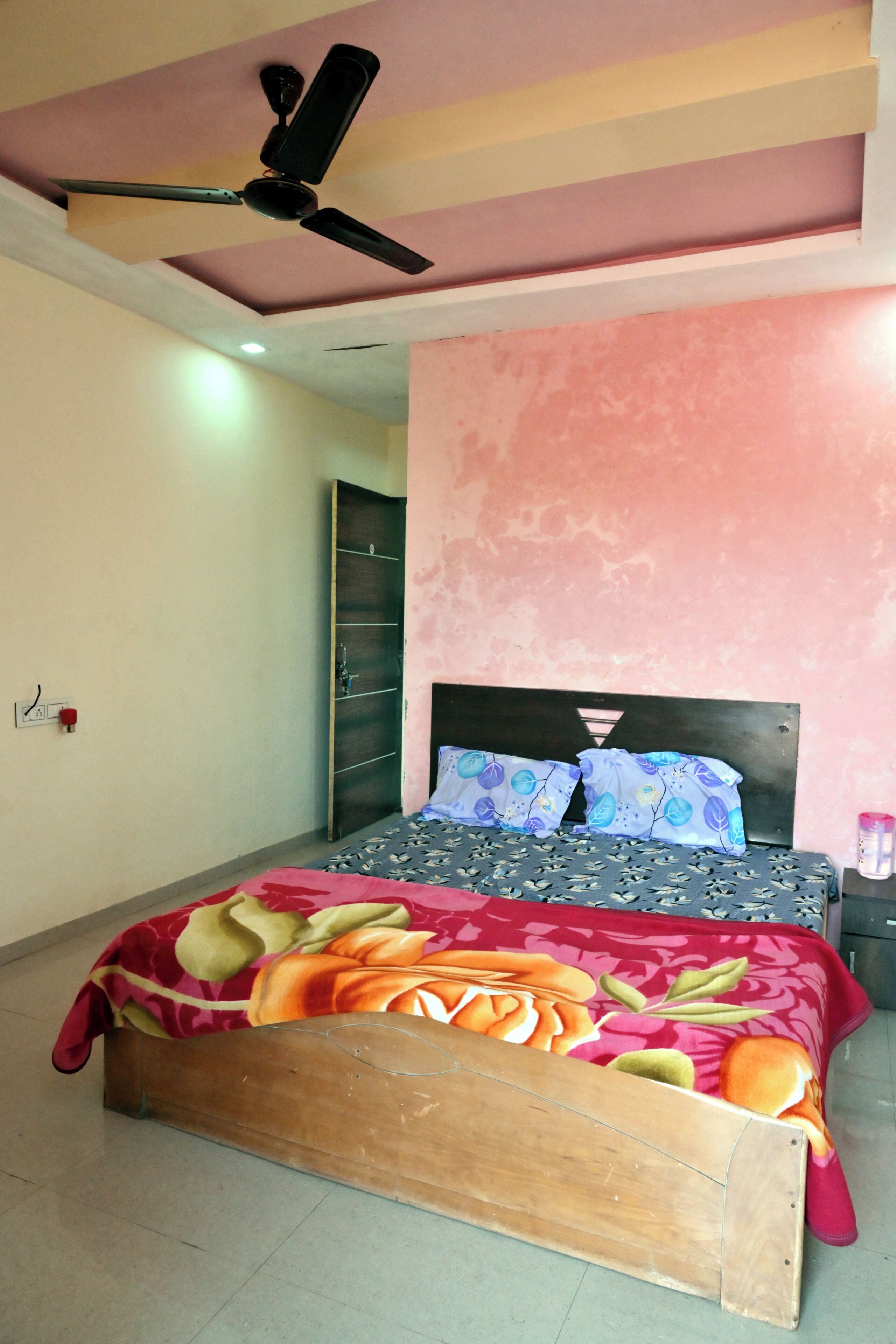 Villa | Rollaway beds, free WiFi, bed sheets