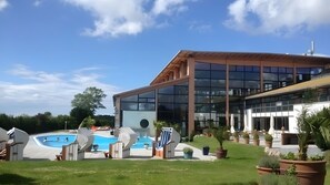 Pool - Apartment "For 3 Guests, 49 m²" with Wi-Fi (Sagard)