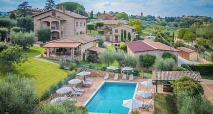 Lake view apartment in Umbria