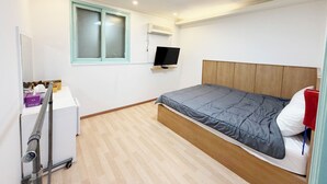 10-Pyeong Couple Room