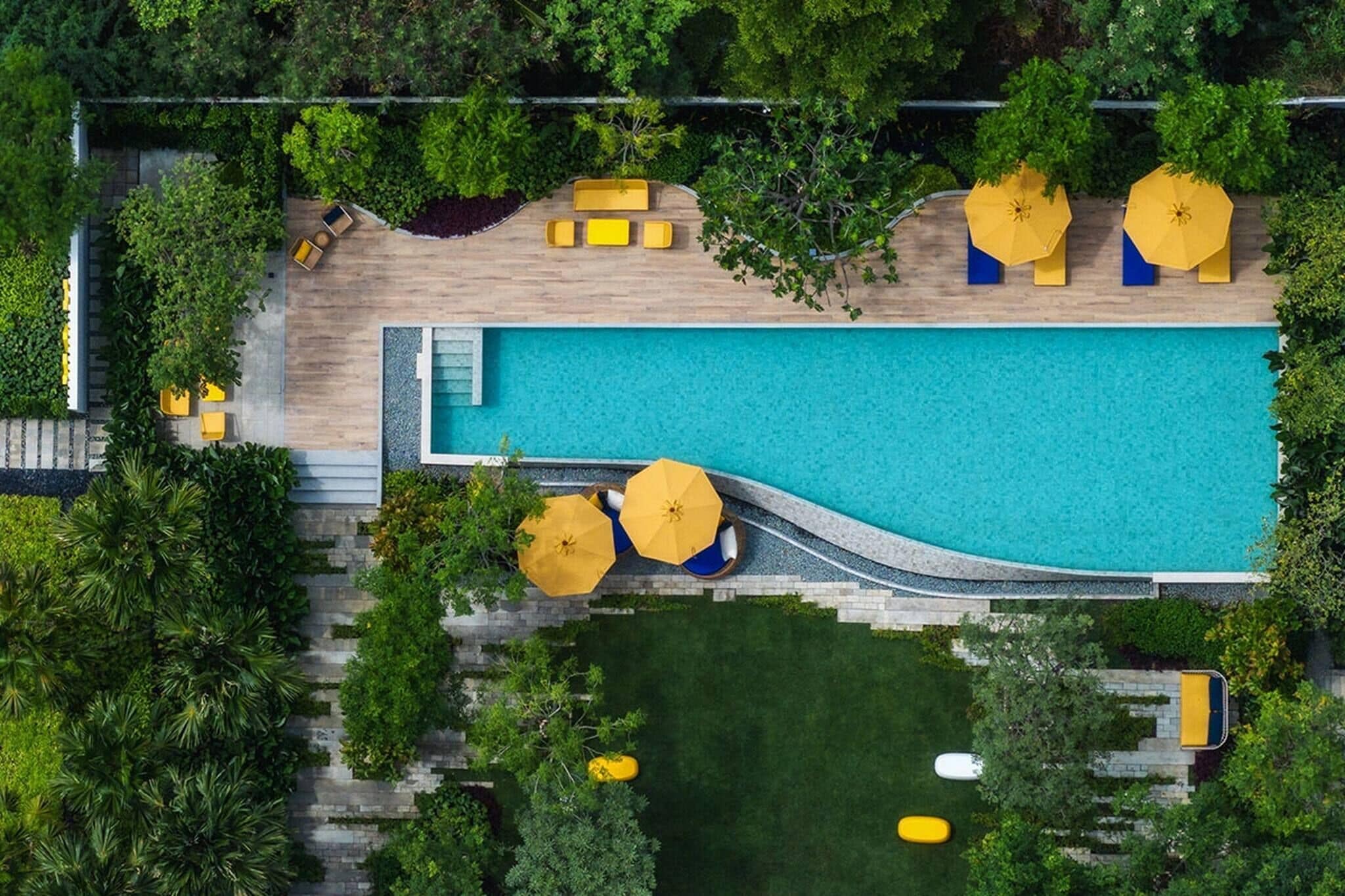 Departamento, 2 habitaciones, balcón, vista a la montaña | Alberca | Alberca al aire libre 