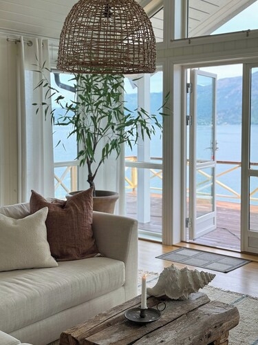 Kabine mit Nordlichtblick und großer Veranda