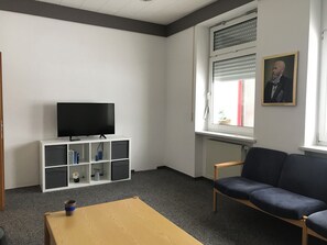Living area - Coming as a guest and leaving as a friend (Burbach)
