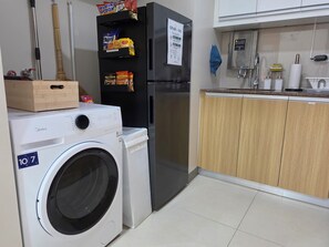 Interior - 65sqm 2-bedroom condo with washer in Makati City (Makati City)