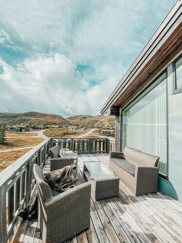 Charming cabin overlooking Vegglifjell