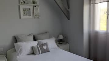 Standardenkeltværelse - privat badeværelse - udsigt til have (chambre d'hôtes référence) | Gratis Wi-Fi