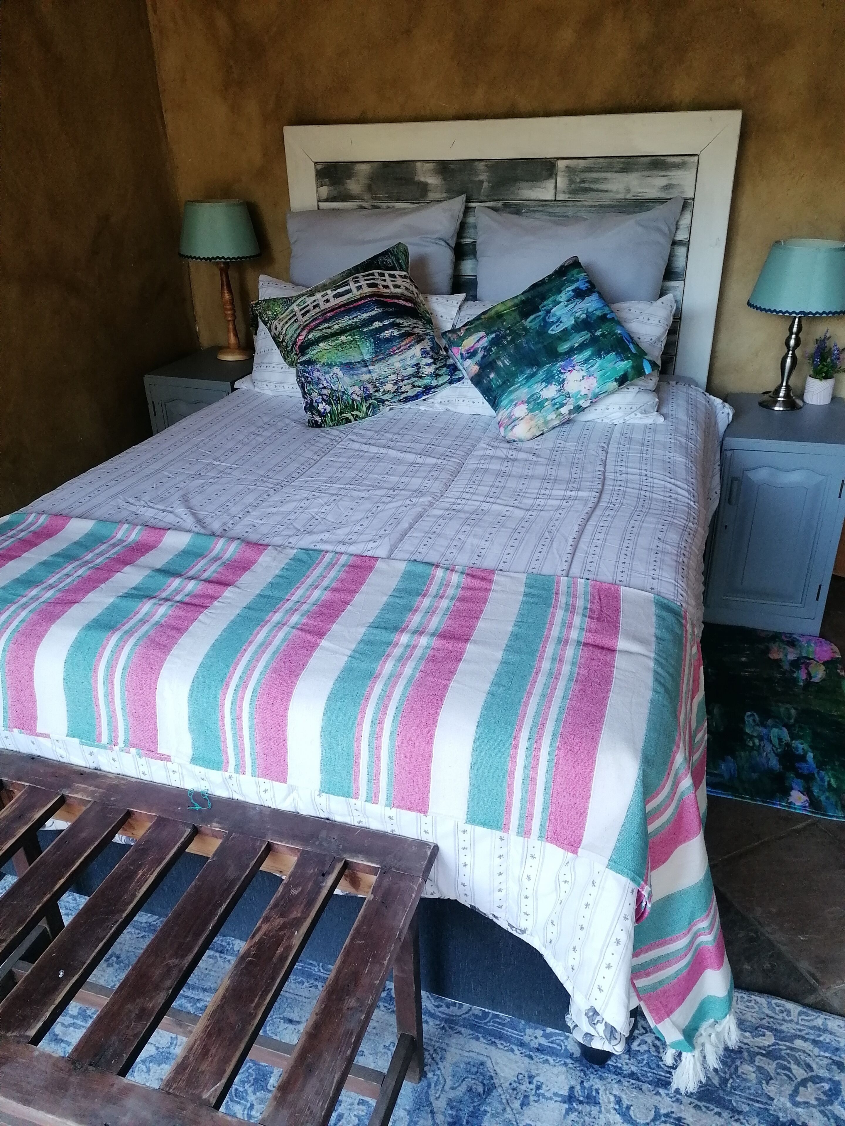 Internet, ropa de cama y acceso para silla de ruedas 