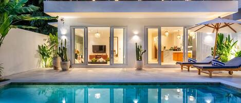 Villa Deluxe, 3 chambres, piscine privée | Piscine | Piscine extérieure, chaises longues