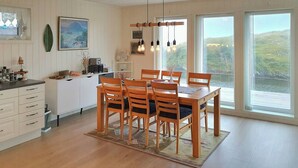Luokittelematon kuva, 5 kautta 20, painike