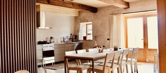 Flat next to viticulture on Storsudret near sea