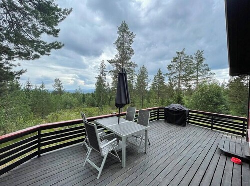 Enjoy traditional, norwegian cabin coziness