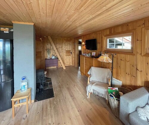 Enjoy traditional, norwegian cabin coziness