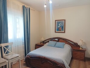 Iron/ironing board, WiFi, bed sheets - My Grandmother’s House in Toledo (Cedillo del Condado)