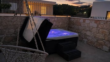 Outdoor spabad