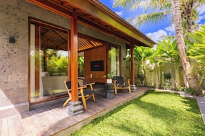 Villa | Terrace/patio - Apura Villa by Betterplace (Ubud)
