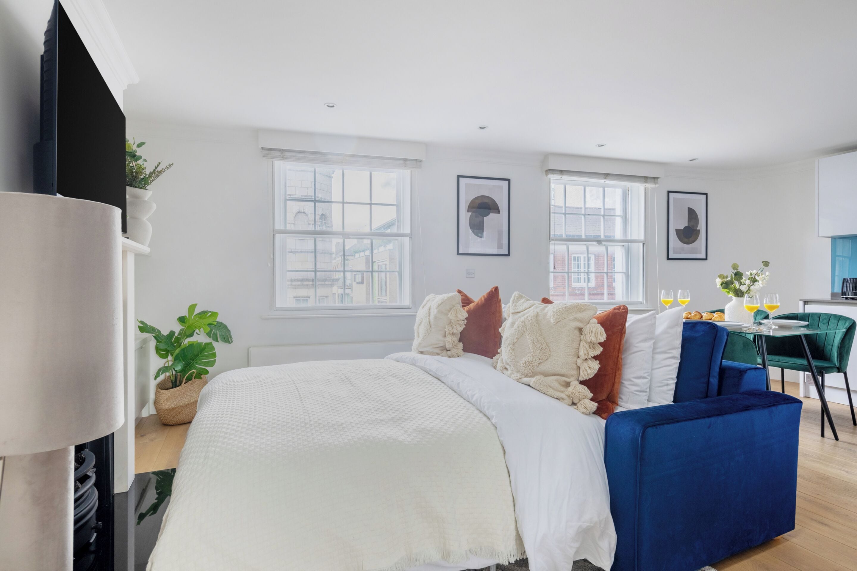 City Apartment, 1 Double Bed with Sofa bed, Non Smoking, City View | Iron/ironing board, cribs/infant beds, travel crib, free WiFi