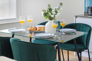 City Apartment, 1 Double Bed with Sofa bed, Non Smoking, City View | Dining - Stylish Soho 1BR Central (London)