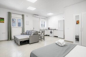 WiFi, bed sheets - Apartment 'Ajm' with Wi-Fi and Air Conditioning (Barbate)