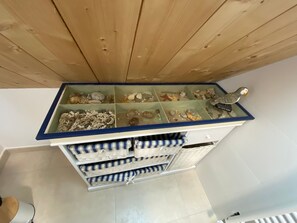 Interior - Holiday Home 'Riantec' with Private Terrace, Private Garden and Wi-Fi (Riantec)