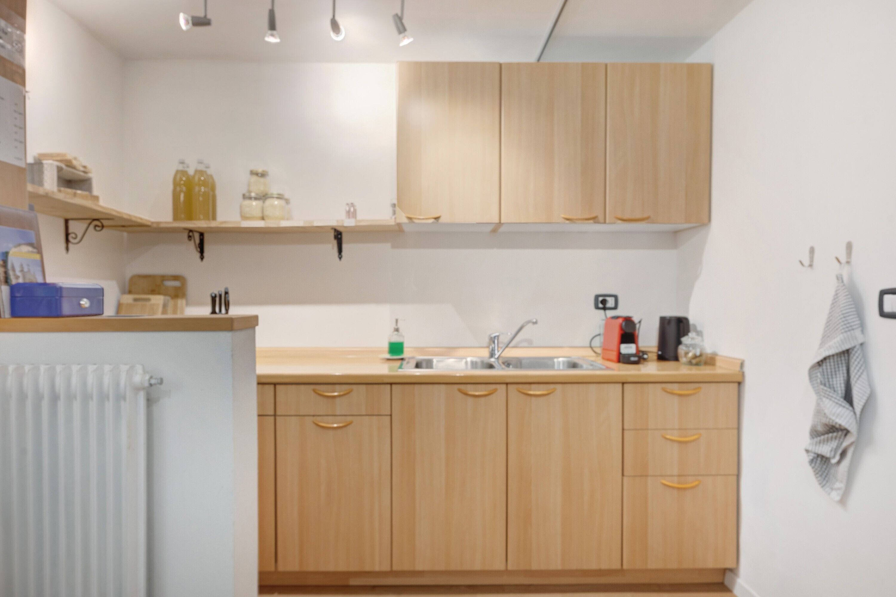 Fridge, coffee/tea maker, electric kettle, toaster