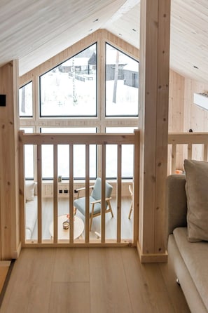 Fernseher, Kamin