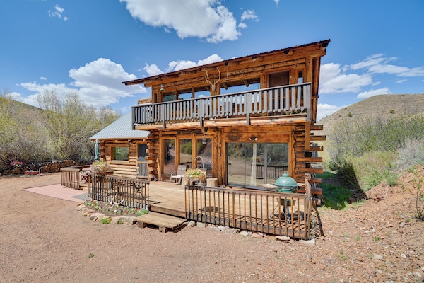 Gunnison Vacation Rental | 1BR | 2BA | 2,300 Sq Ft | 1 Step for Entry