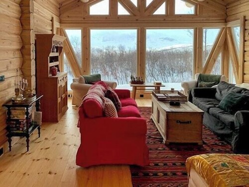 Cabane en rondins avec vue panoramique sur le Hallingskarvet