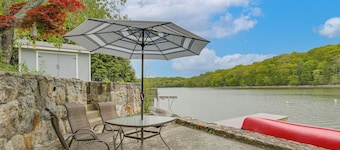 Lakefront Bliss in Mahopac! Charming Home w/ Dock