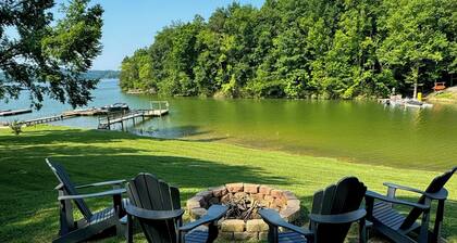 Douglas Lake Gem on Private Cove w/ Amazing Views!
