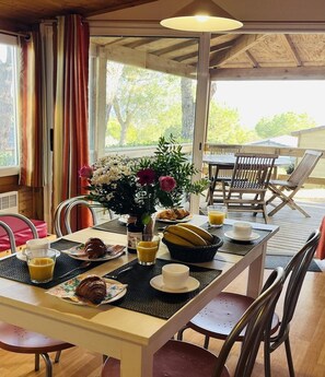 Unclassified image, 5 of 29, button - Cottage Escape near Cap d’Agde (Agde)