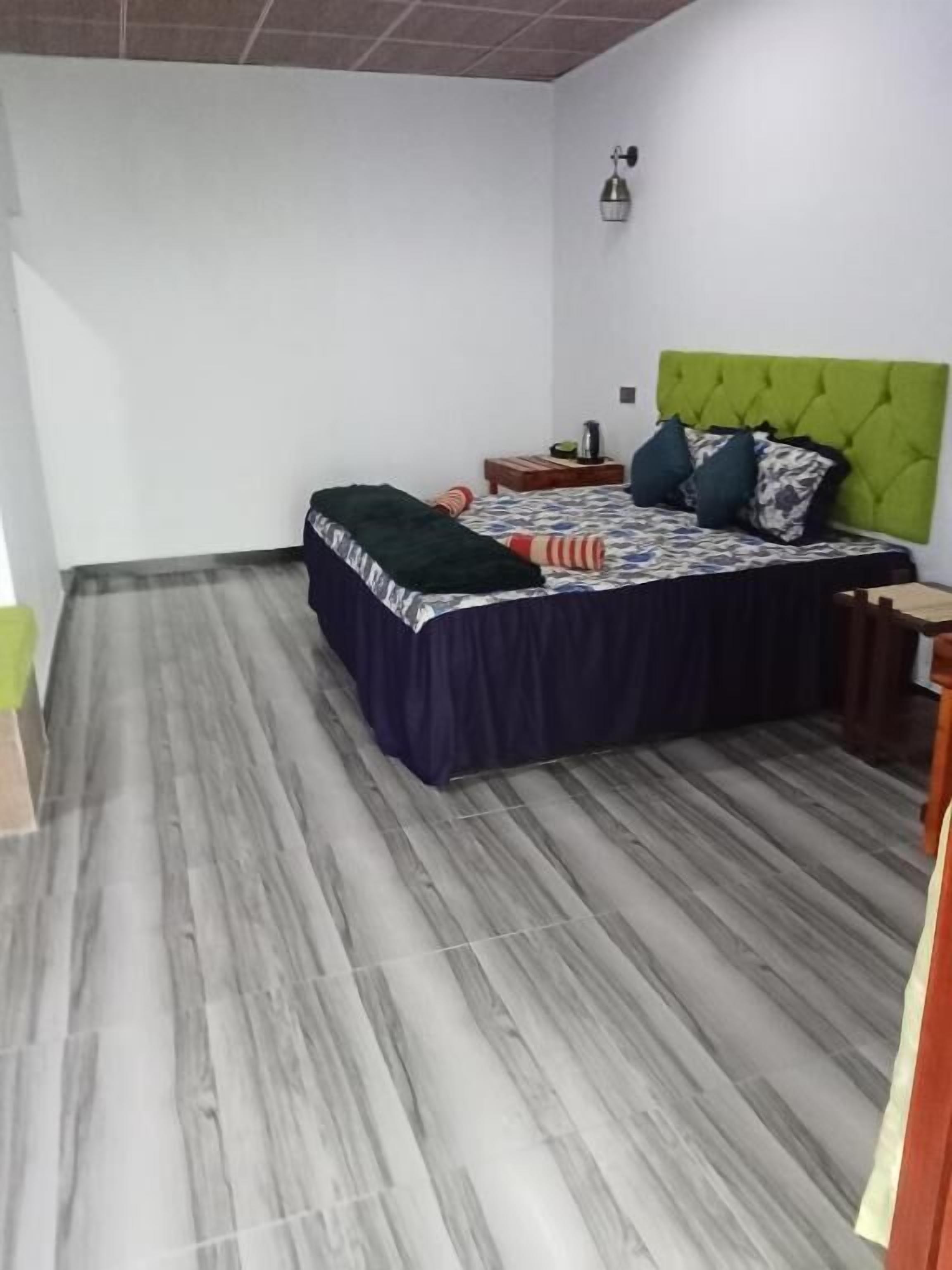 Phòng đôi Deluxe, ban công, quang cảnh núi | Bàn ủi/dụng cụ ủi quần áo, truy cập Internet không dây miễn phí 