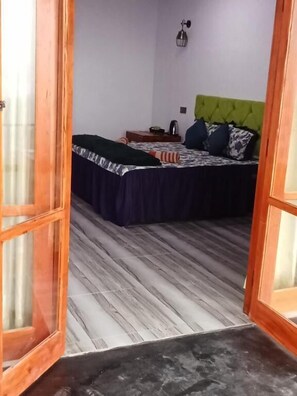 Deluxe Double Room, Balcony, Mountain View | Interior - Helly mount inn (Ella)