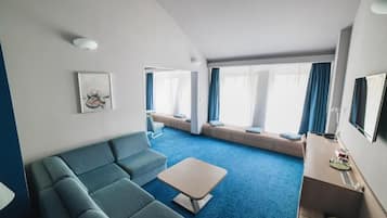 Deluxe-Suite, Flussblick | Wohnbereich