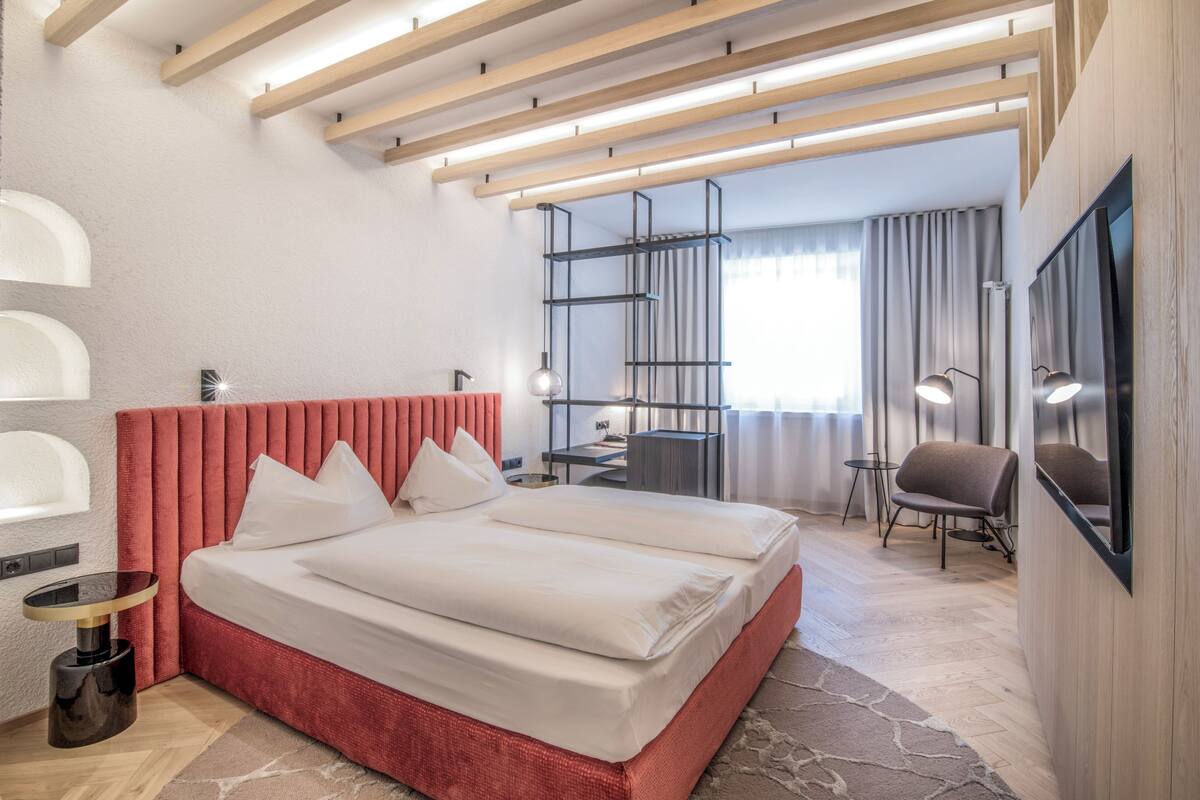 Design Double or Twin Room, Courtyard View | In-room safe, free WiFi