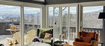 Panoramic apartment in the heart of Beitostølen