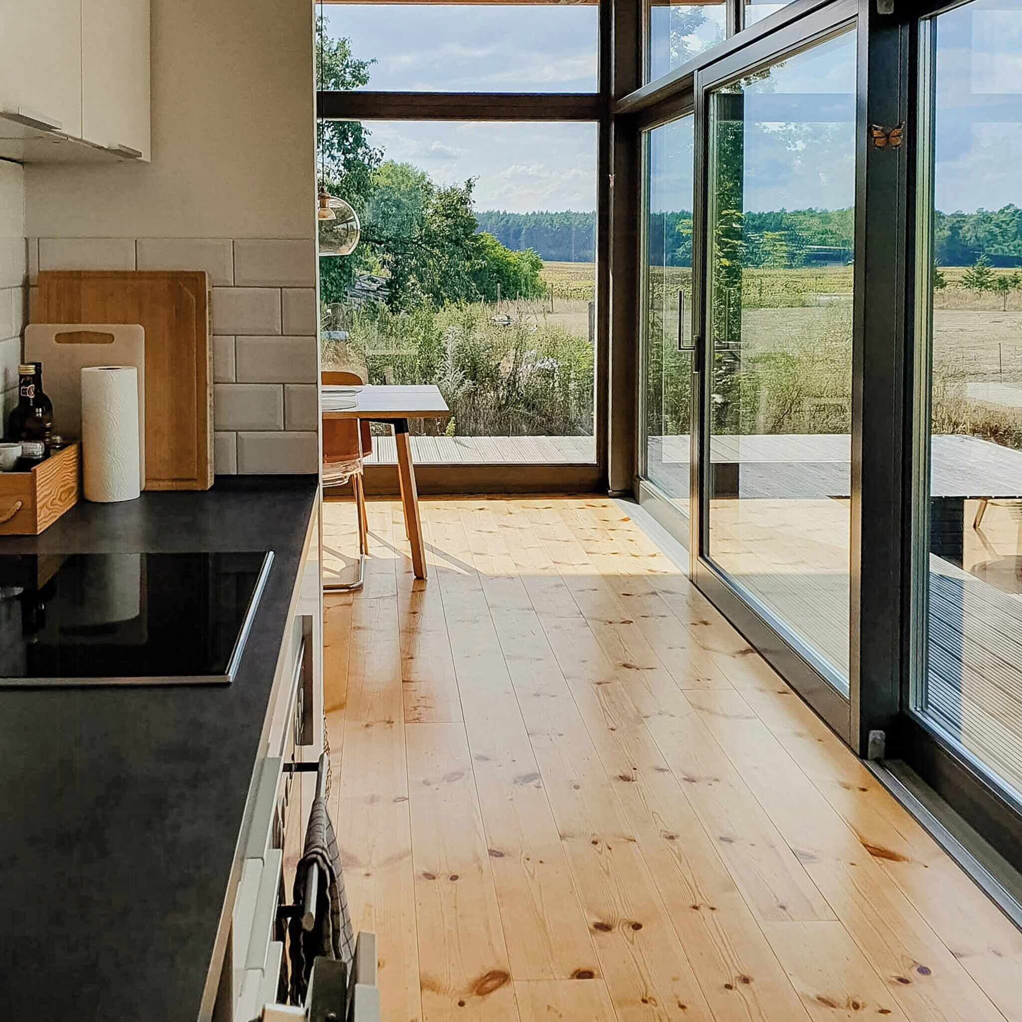 Oven, dishwasher, coffee/tea maker