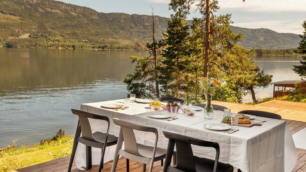 Outdoor dining - Modern cabin with panoramic views (Hønefoss)