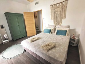 Free WiFi - Modern villa with sea view in Erbalunga (Brando)