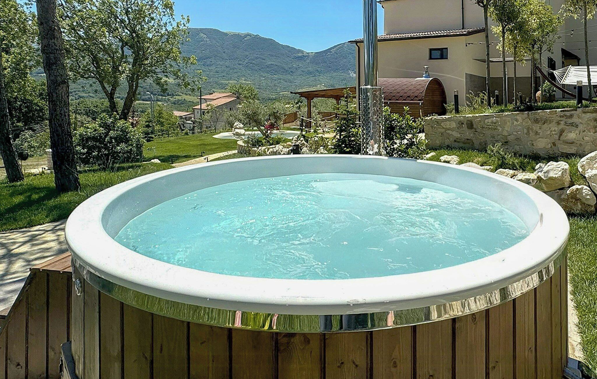 Bain à remous extérieur