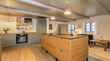 Oven, dishwasher, coffee/tea maker