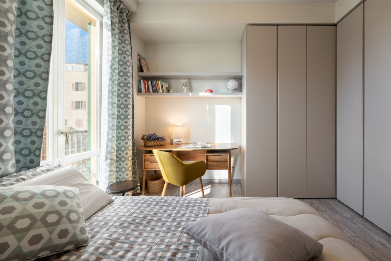 2 bedrooms, iron/ironing board