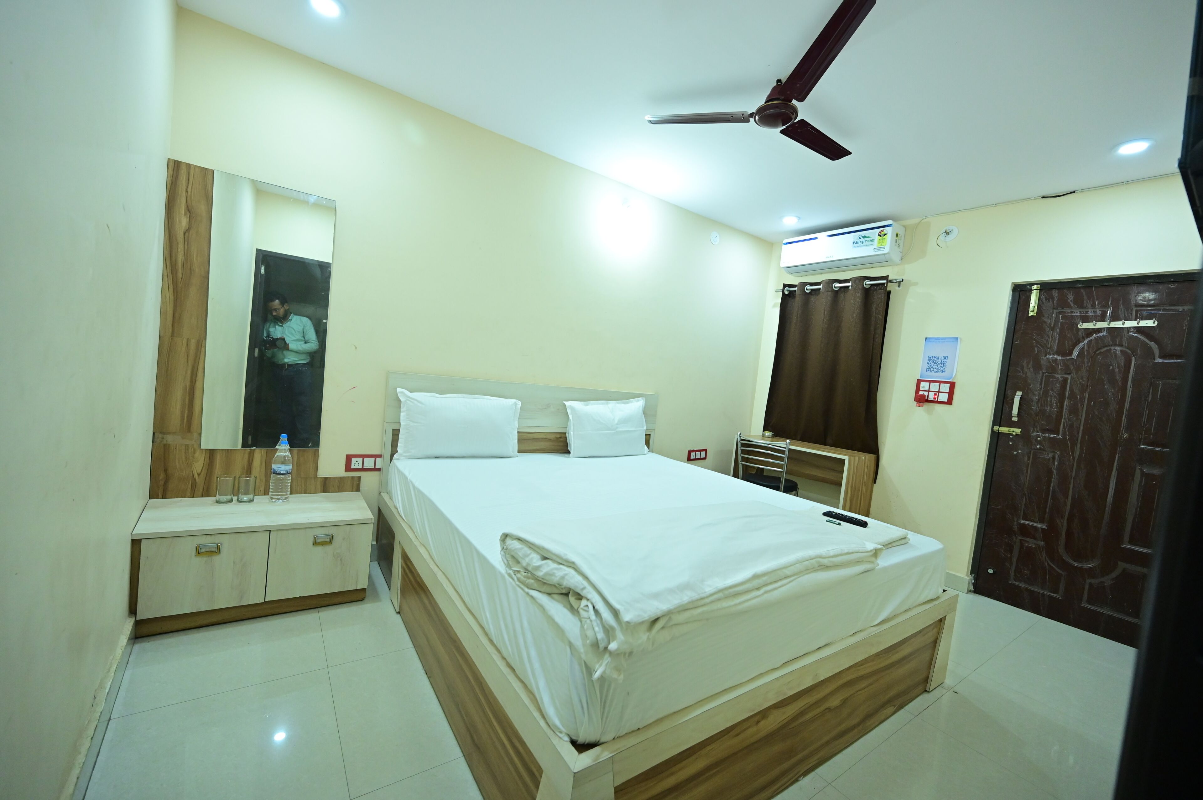 Deluxe Room | Free WiFi